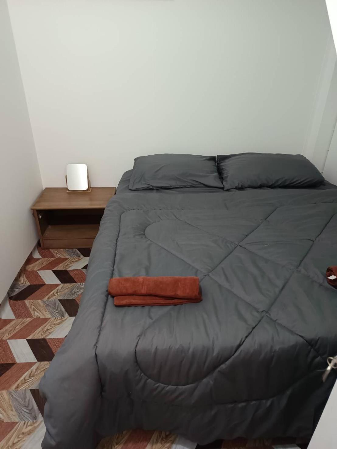 Sleep Break Hostel Sathon Bangkok Exteriör bild